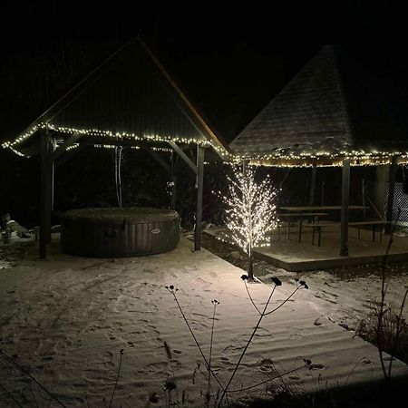 Apartmany Elli Mýto pod Ďumbierom Bagian luar foto